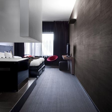 Carbon Hotel Genk Phòng bức ảnh