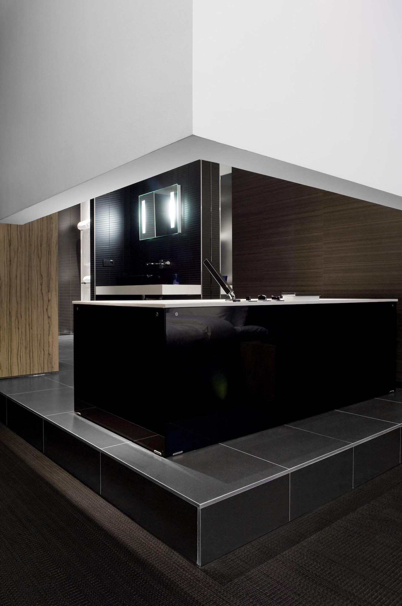 Carbon Hotel Genk Ngoại thất bức ảnh