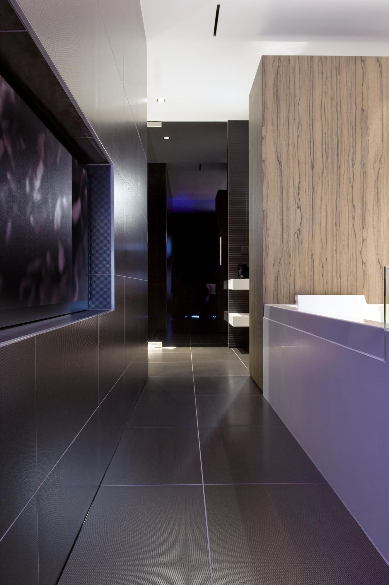 Carbon Hotel Genk Ngoại thất bức ảnh