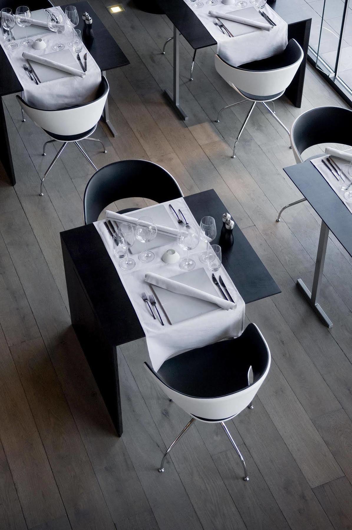 Carbon Hotel Genk Ngoại thất bức ảnh
