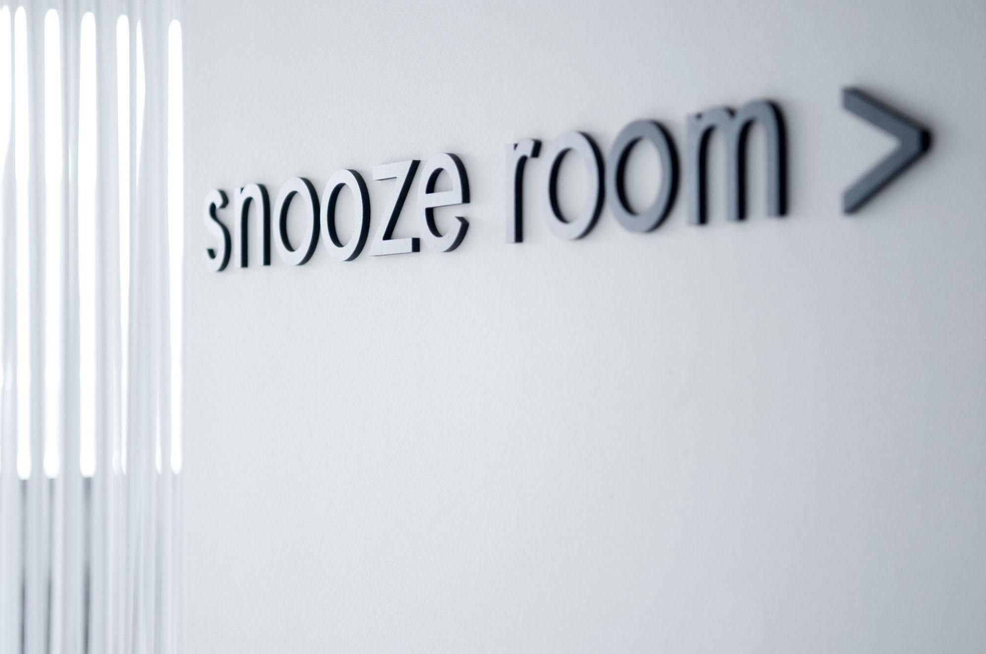 Carbon Hotel Genk Ngoại thất bức ảnh